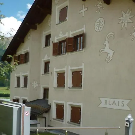 Chesa Blais , 1 Stock Daire Zuoz